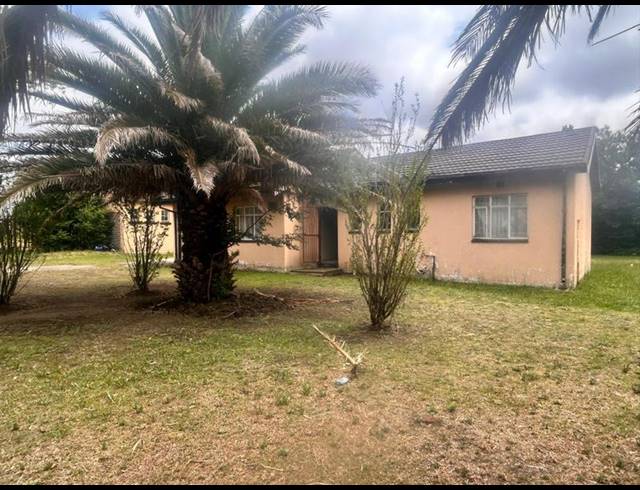 3 BEDROOM HOUSE FOR SALE IN STANFIELD HILL